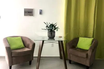 Image de A cozy studio apartments near popular beaches/ restaurants