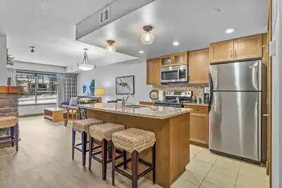 Image de Cozy Rocky Mountain Getaway with Hot Tub! Pet Friendly & Newly Updated!