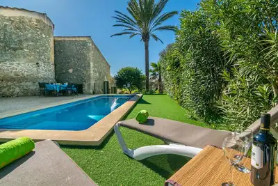 Image de Es MOLÍ Can Torres - Beautiful town house with private pool in the center of Mallorca. Fr