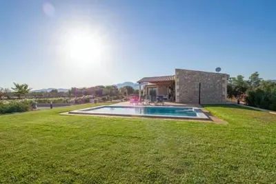 Image de Petitona, holiday house with swimming pool for 4 people in Buger