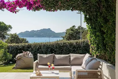 Villa à Santa Teresa Gallura avec 3 chambres à coucher, 8 couchages