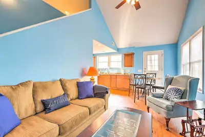 Image de Lakefront Retreat with Private Docks & Gazebo!