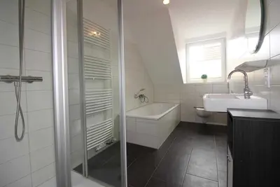 Image de Rob 19 for 6 persons, approx. 86 sqm, sauna - Feriendorf Robbenplatte Burhave (3)