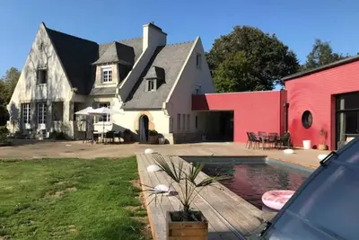 Image de Homerez - Villa chic à Plouigneau avec piscine privée