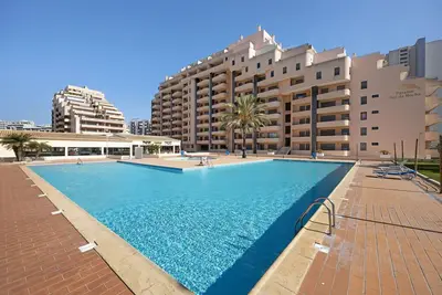 Image de Appartement Comunidades Lusiadas avec balcon, piscine partagée et Wi-Fi