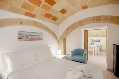 Image de New! Apt in the heart of Monopoli! 200m from sea!
