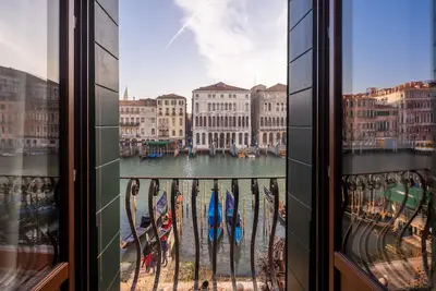 Image de Design Apartment with Balcony on the Grand Canal R