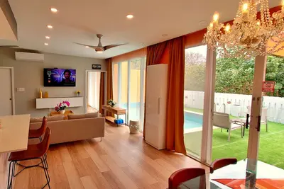 Image de Generator! Private Pool Villa - Sapphire Beach 5min walk & Washer/Dryer WiFi 9\n