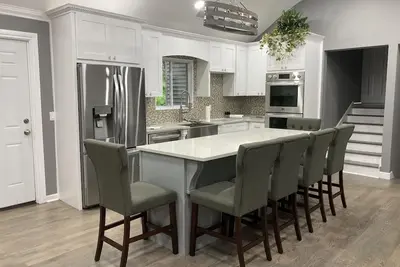 Image de 1 Hr Nyc Getaway Awesome Newly Renovated Home on 4 Acres, Stunning Views