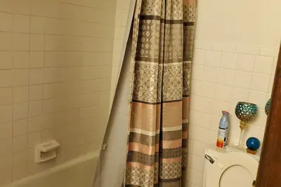 Image de shopping centers groceries  restaurants, Family-sized condo.