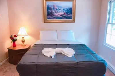 Image de Beautiful apartment in Historic Downtown Location