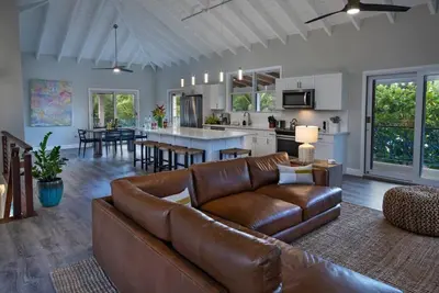 Image de Beachfront Villa  #1