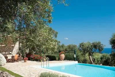 Image de Kastanida House - Trois Chambres Villa, Couchages 6
