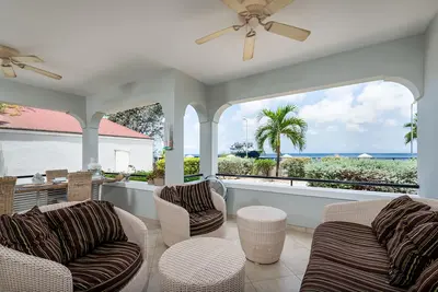 Image de Oceanfront large 4-p luxury groundfloor apartment