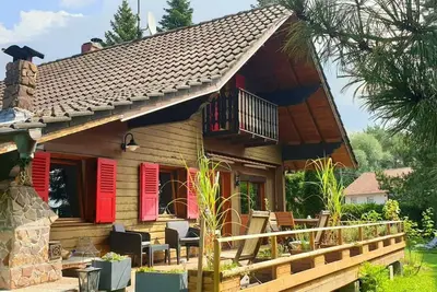 Image de Joli chalet à l'étang du stock