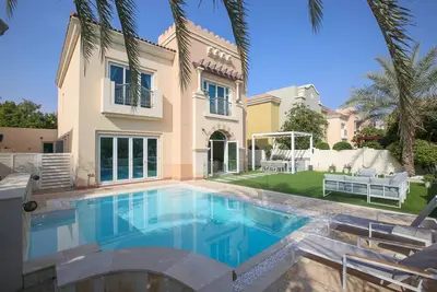 Image de Victory Heights | Golf Course Views | Private Pool