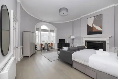 Image de Statement Studio on Historic George Street