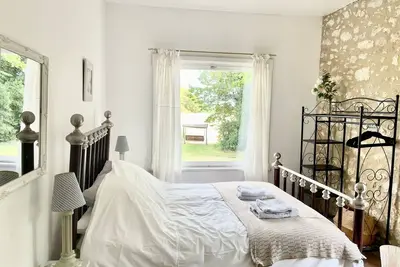 Image de Walnut Gite Sleeps 2 with Terrace