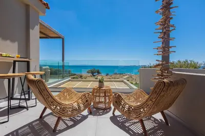 Image de Kyma - Beachfront villa suite -Grand Blue Beach Residence