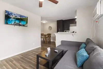 Image de Modern Arlington Apartment ⍟ <1mile to At&T