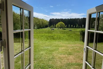 Image de Nature's pearl: Quiet country house surrounded by fantastic nature