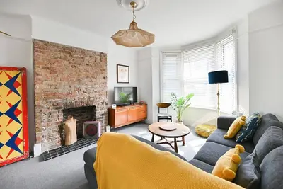 Image de Seaside Apartment w/ Garden in Central Broadstairs