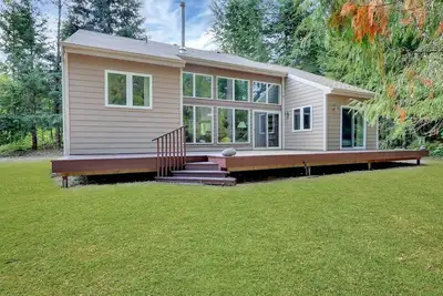 Image de Private 5 Acres on Nisqually River, 2 King Beds