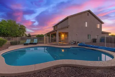 Image de Spacious Oasis\/ Spring Training \/ Pool\/ Tennis