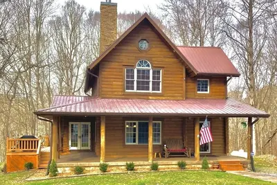 Image de Cozy lakehouse retreat w/kayaks, high speed Wi-Fi, and pet friendly!