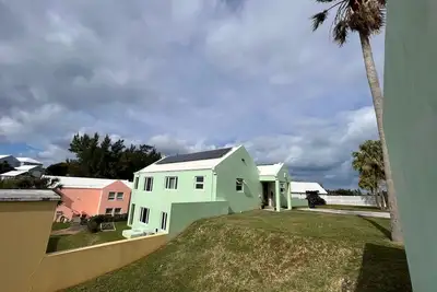 Image de Modern Hilltop Family Home