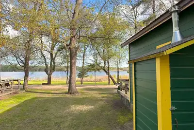 Image de Lakeside Retreat - Cozy Cabin 2 at Green Valley Resort