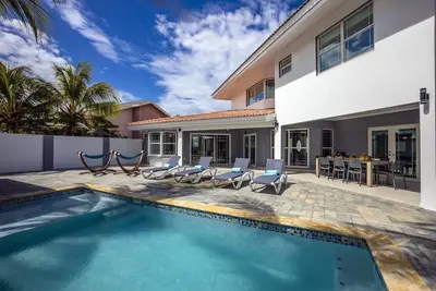 Image de 4br 4ba Villa w/ Private Pool @ Eagle/Palm Beach