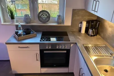 Image de Bright vacation apartment (50 sqm) with newly renovated south-facing balcony for up to 4 people