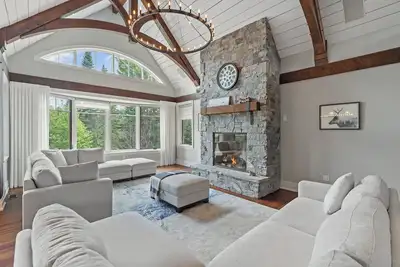 Image de Muskoka Cottage Retreat, 6 Bedrooms Luxury Cottage