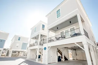 Image de The Driftwood Haus: A Minimalist Beach Cottage