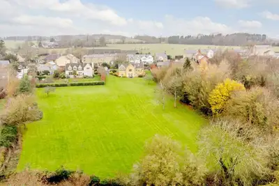 Image de Dog friendly holiday cottage in the Cotswolds with cinema room and superb garden - Landgate House