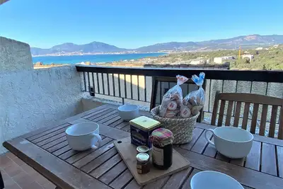 Image de Appartement T2 à Porticcio: Clim, Piscine Gratuite, Proche Plages et Commerces