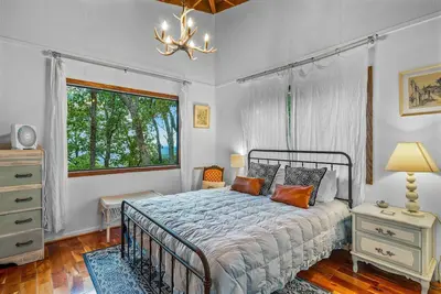 Image de Mountain Treehouse - Magpie Nest