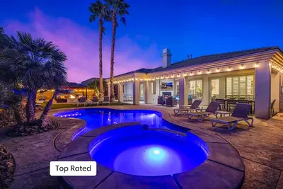 Misters! Cool Cabana! Sleeps 15! Fun In The Desert Sun