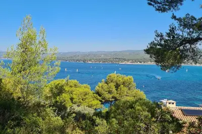Image de Pour passer de bonnes vacances à 5 mn de la mer, piscine, terrasse, randonnée.