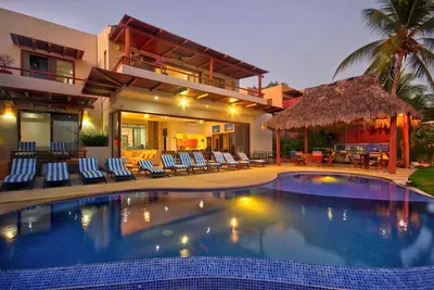 Image de Villa Turquesa - Spacious and luxurious 7 bedroom beachfront villa
