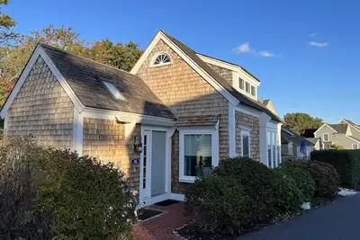 Image de First Time Available to Rent in 40 Years