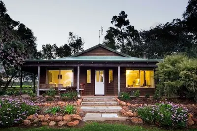 Image de 2 bedroom Chalet situated on a 145 acre farm/vineyard property