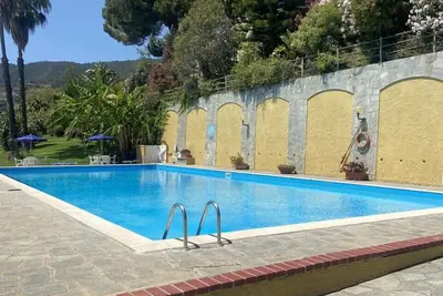 Image de Una terrazza sul golfo di Ospedaletti by Wonderful Italy