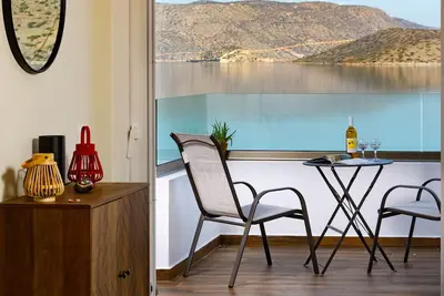 Image de Elounda Harmony Sea front apartmert