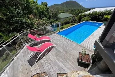 Image de Villa grande vue mer, zone de vie de plein pied, piscine privée sans vis à vis