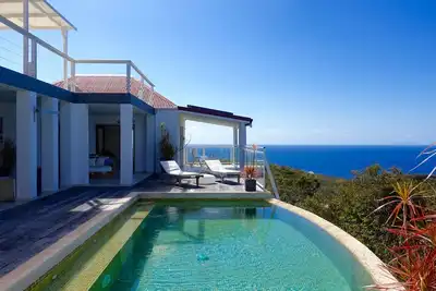Image de Dasha (1/3 Rooms) Luxury villa
