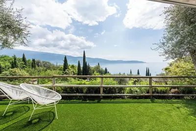 Appartement \"Casa 50\" avec jardin et piscine partagée