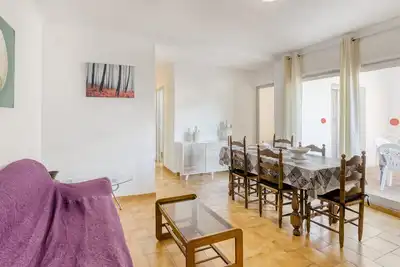 Image de Appartement \"1-3\", sur le Paseo Marítimo, proche plage, avec balcon et Wi-Fi