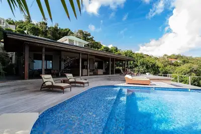 Image de Kuban (1/3 Rooms) Luxury villa